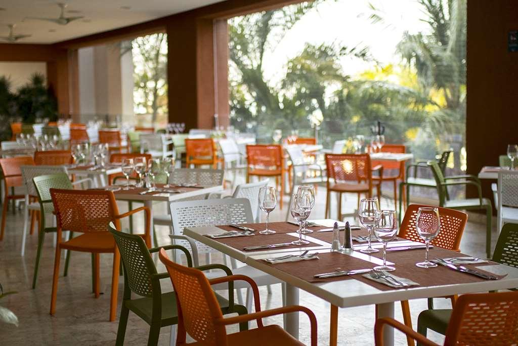 Azul Ixtapa Grand All Inclusive Suites - Spa & Convention Center Restaurant foto